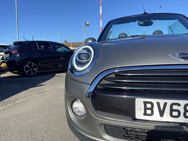 Used MINI Convertible 2018 for sale - 77902429: Photo 16