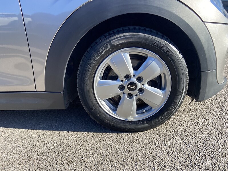 Used MINI Convertible 2018 for sale - 77902429: Photo 24