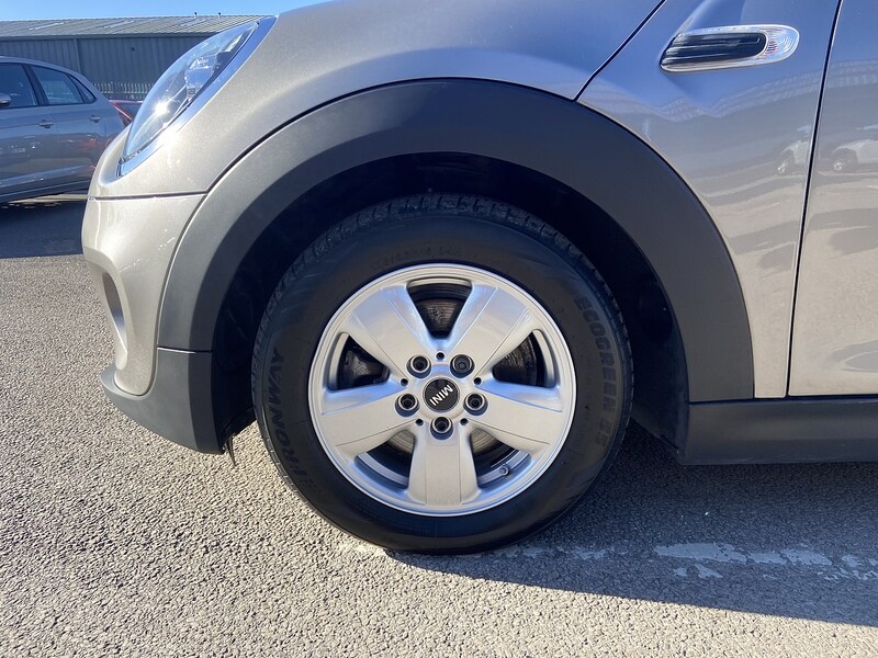 Used MINI Convertible 2018 for sale - 77902429: Photo 25