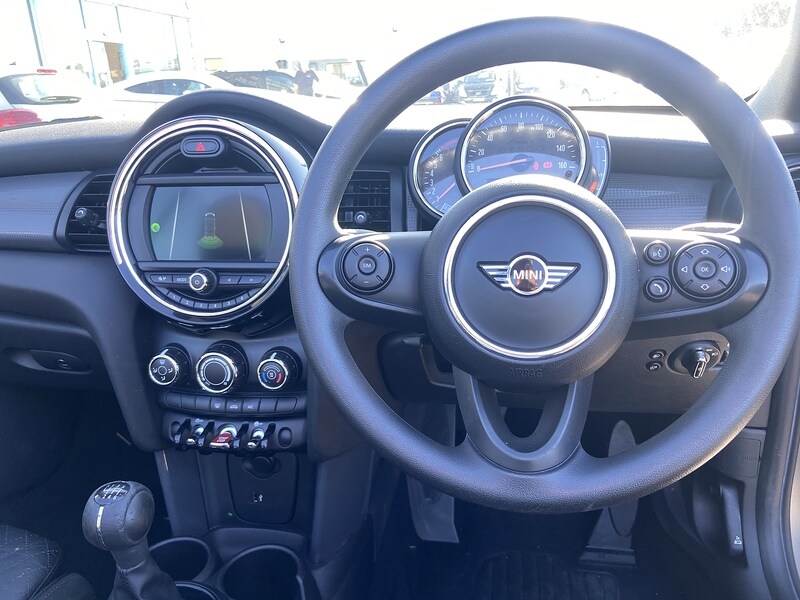 Used MINI Convertible 2018 for sale - 77902429: Photo 6