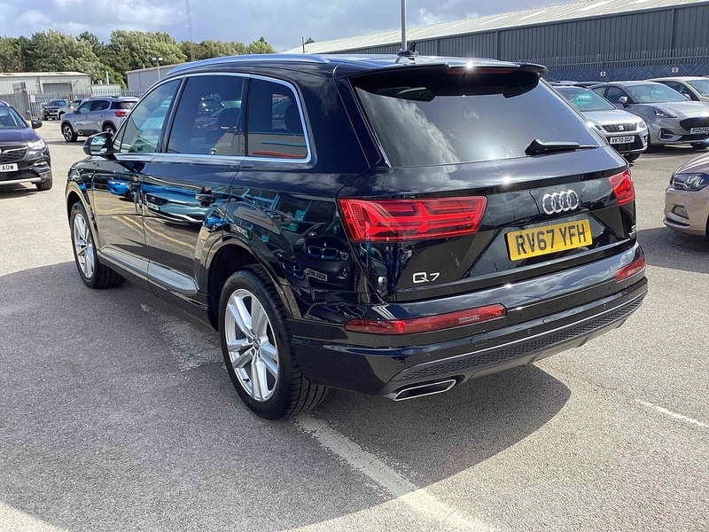 Used Audi Q7 2017 for sale - 77902422: Photo 2