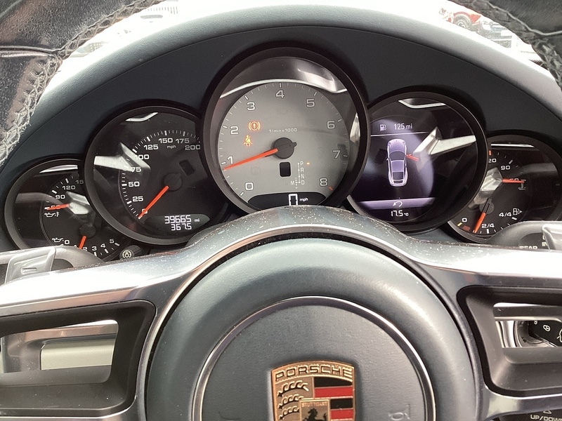 Used Porsche 911 2017 for sale - 78111429: Photo 19