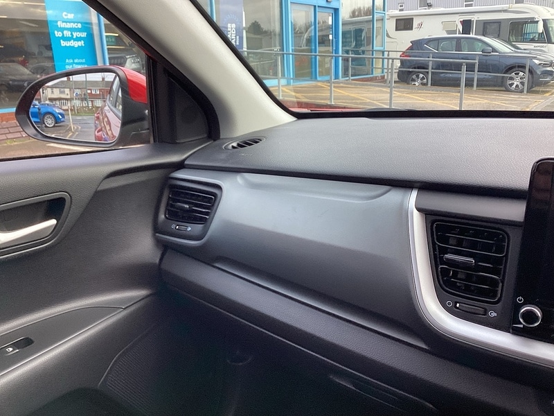 Used Kia Stonic 2021 for sale - 77902415: Photo 16