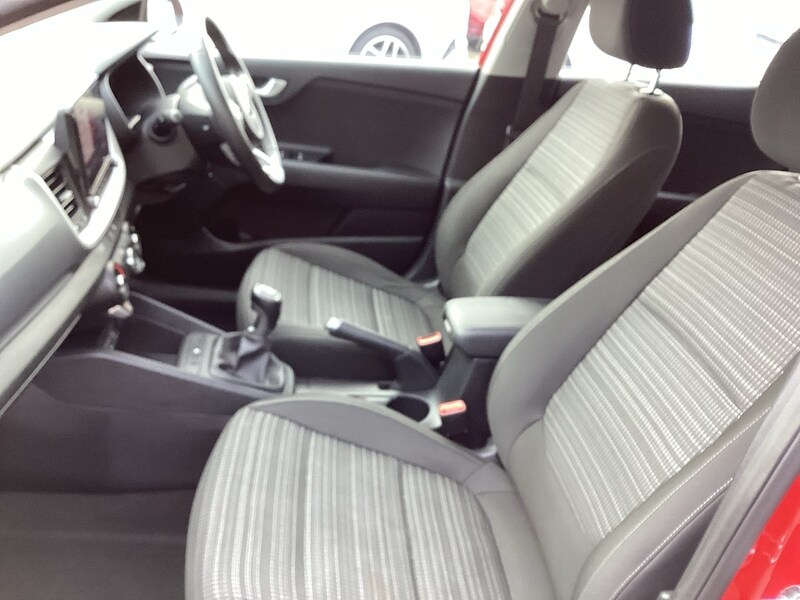 Used Kia Stonic 2021 for sale - 77902415: Photo 27