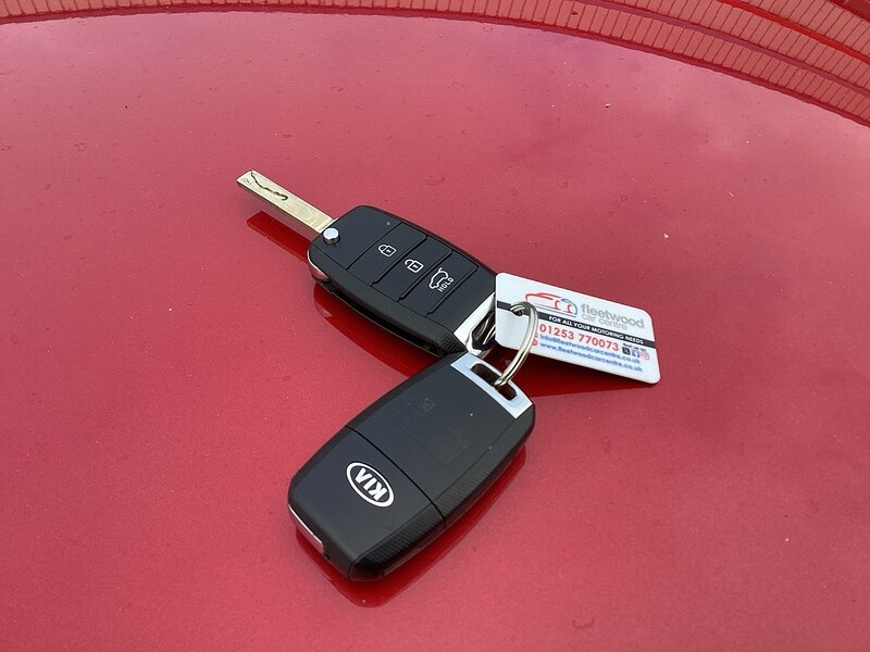 Used Kia Stonic 2021 for sale - 77902415: Photo 30