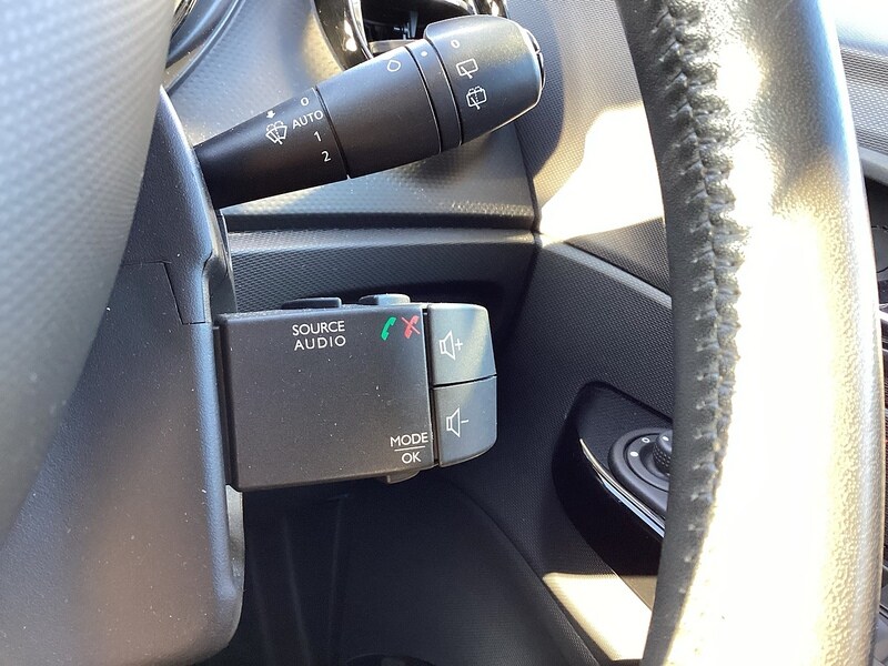 Used Renault Captur 2014 for sale - 77902397: Photo 34