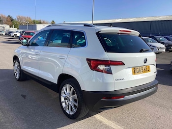 Used Skoda Karoq 2019 for sale - 77902501: Photo