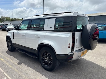 Used Land Rover Defender 110 2020 for sale - 79280776: Photo