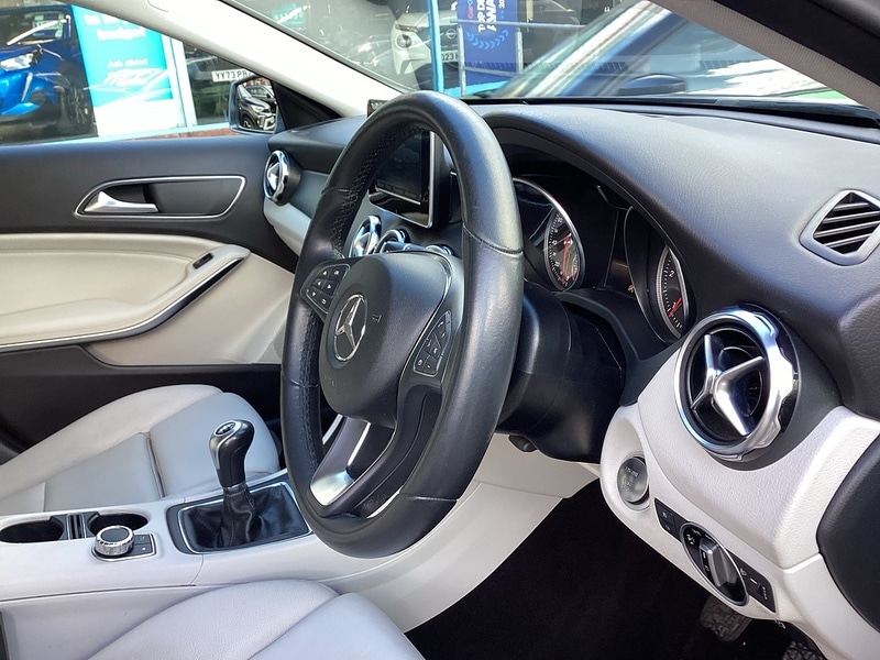 Used Mercedes-Benz GLA 2017 for sale - 77902381: Photo 7