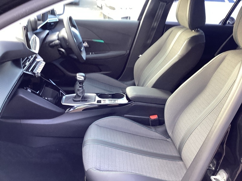 Used Peugeot 208 2023 for sale - 77902488: Photo 28