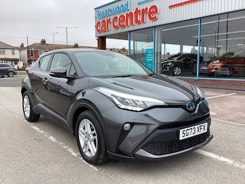 Used Toyota C-HR 2023 for sale - 77902445: Photo