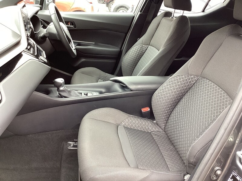 Used Toyota C-HR 2023 for sale - 77902445: Photo 28