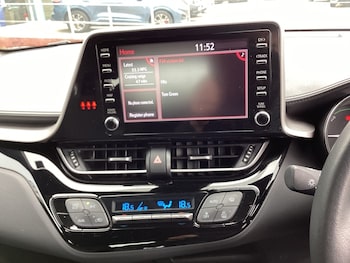 Used Toyota C-HR 2023 for sale - 77902445: Photo