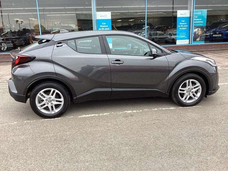 Used Toyota C-HR 2023 for sale - 77902445: Photo 9