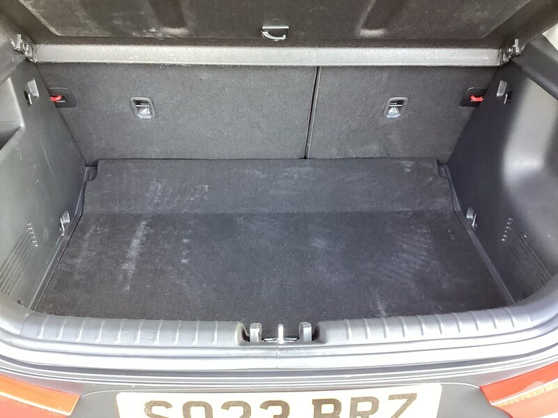 Used Kia Stonic 2023 for sale - 77902433: Photo 31