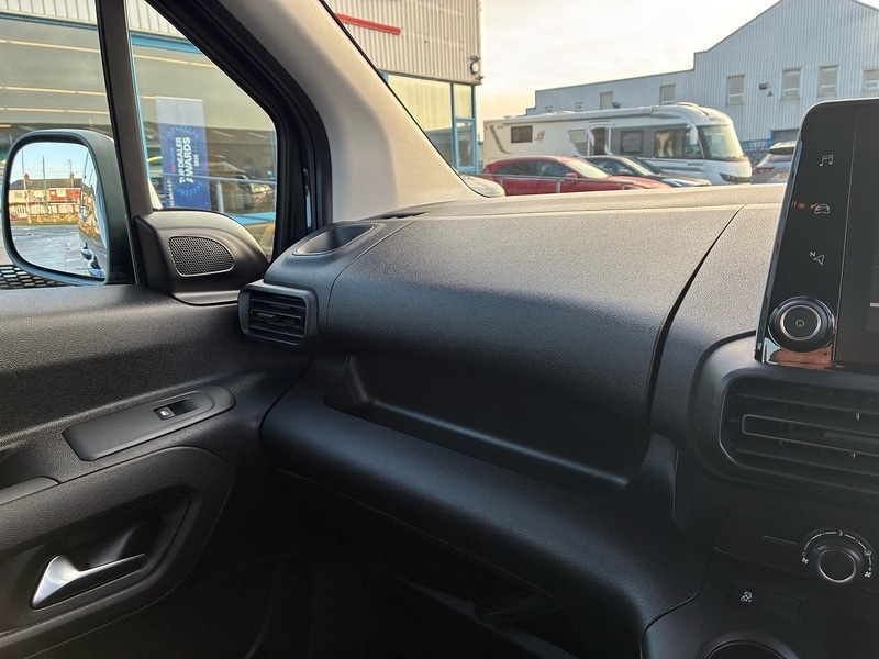 Used Vauxhall Combo Life 2020 for sale - 77902395: Photo 10