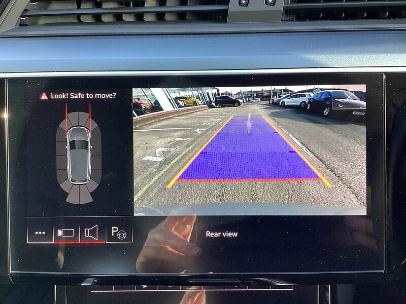 Used Audi e-tron 2021 for sale - 77902387: Photo 13