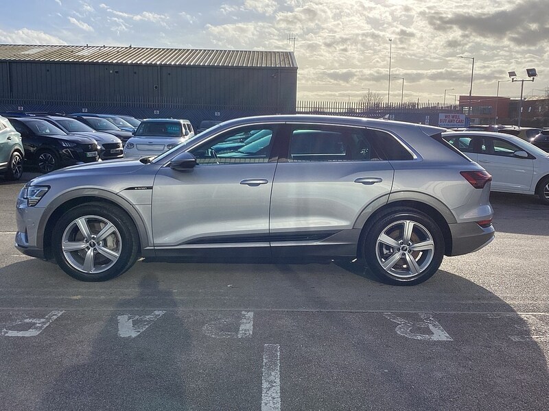 Used Audi e-tron 2021 for sale - 77902387: Photo 14