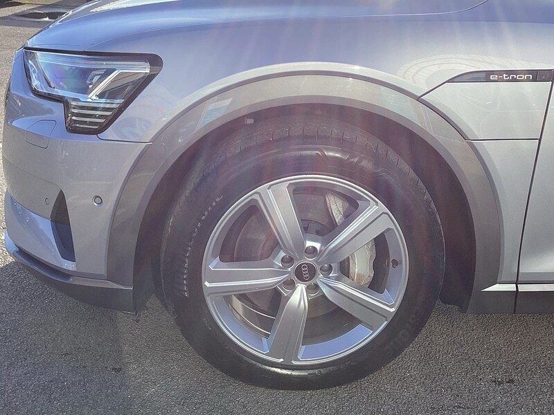 Used Audi e-tron 2021 for sale - 77902387: Photo 35