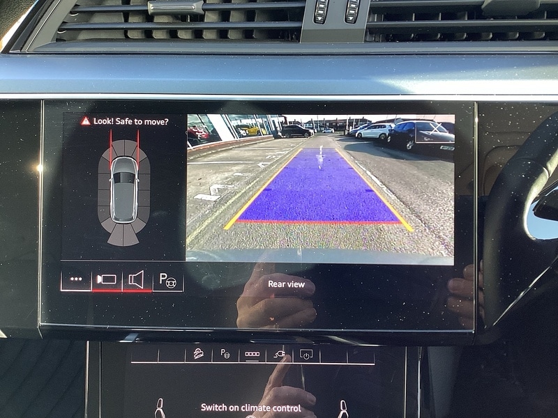 Used Audi e-tron 2021 for sale - 77902387: Photo 5