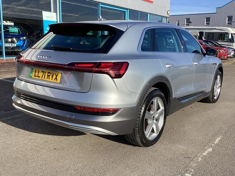Used Audi e-tron 2021 for sale - 77902387: Photo 6