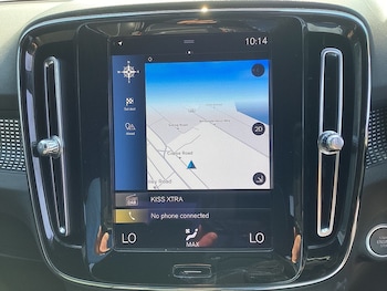 Used Volvo XC40 2021 for sale - 79280760: Photo