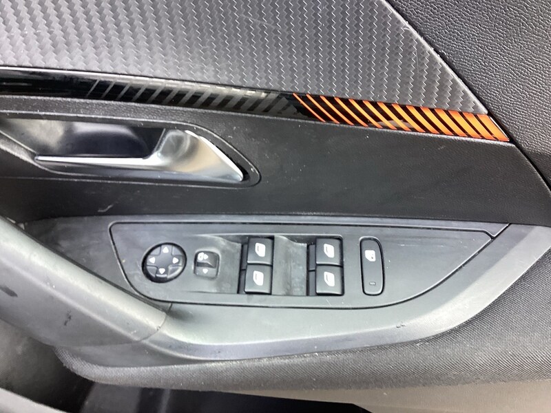 Used Peugeot 2008 for sale - 77902419: Photo 21