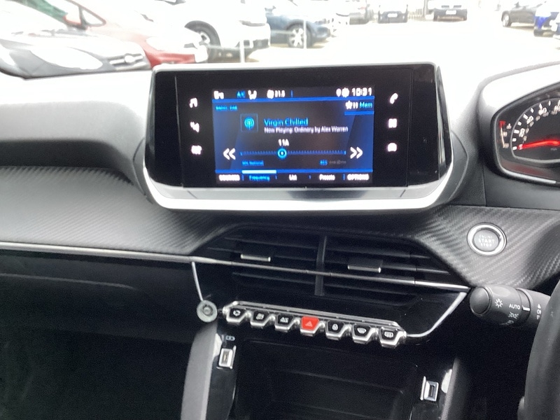 Used Peugeot 208 2022 for sale - 77902472: Photo 8