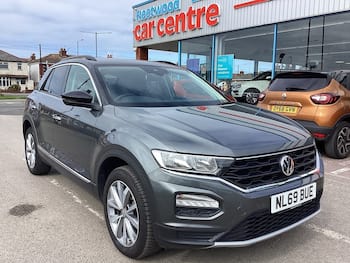 Used Volkswagen T-Roc 2019 for sale - 79787609: Photo