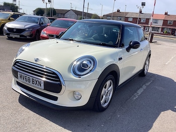 Used MINI Hatch 2018 for sale - 79499411: Photo