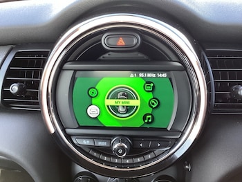 Used MINI Hatch 2018 for sale - 79499411: Photo