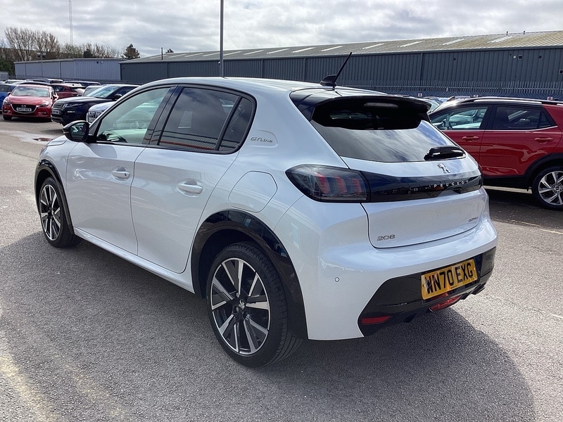 Used Peugeot 208 2020 for sale - 78083630: Photo 2