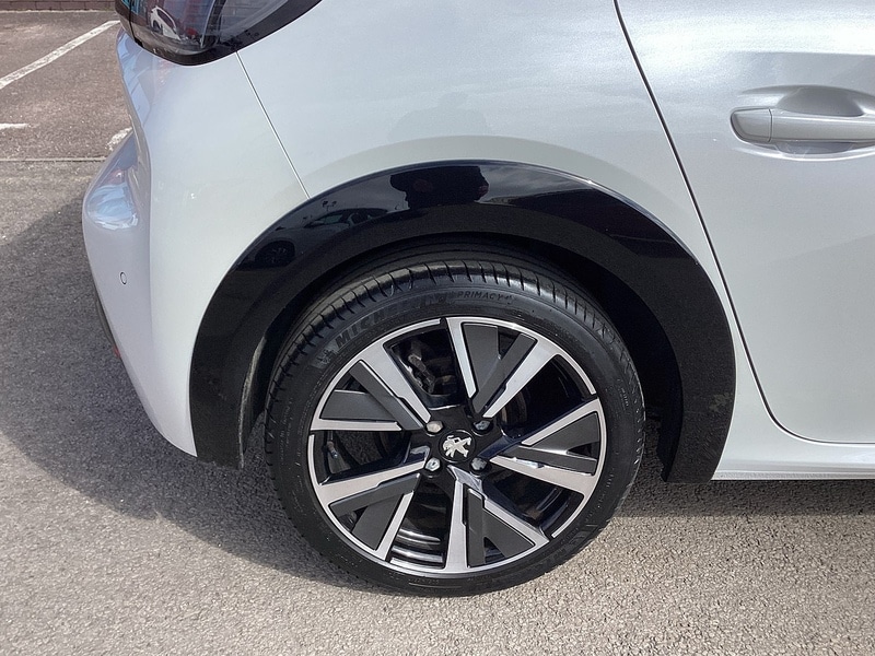 Used Peugeot 208 2020 for sale - 78083630: Photo 22