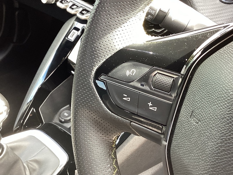 Used Peugeot 208 2020 for sale - 78083630: Photo 24