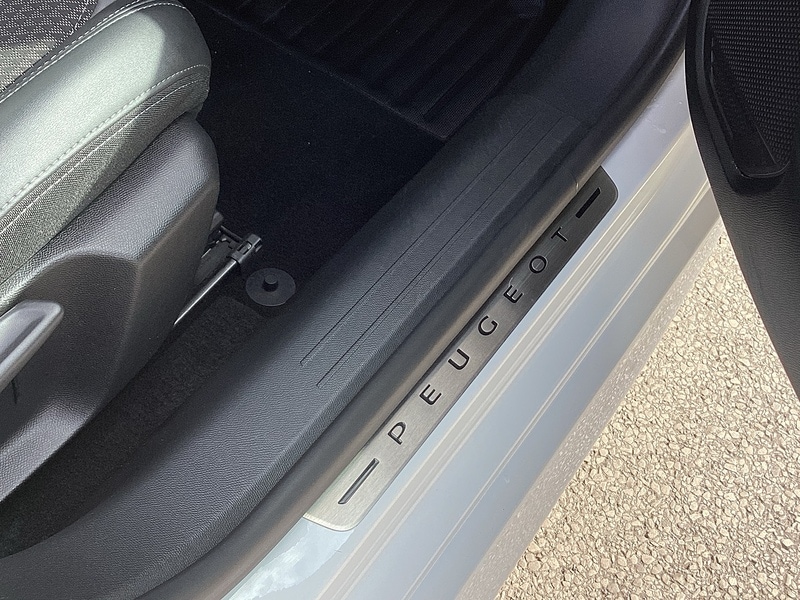 Used Peugeot 208 2020 for sale - 78083630: Photo 31