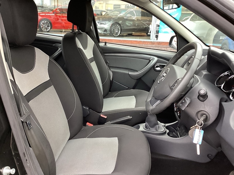 Used Dacia Duster 2016 for sale - 77902407: Photo 11