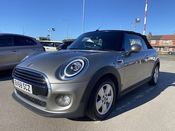 Used MINI Convertible 2018 for sale - 78709783: Photo