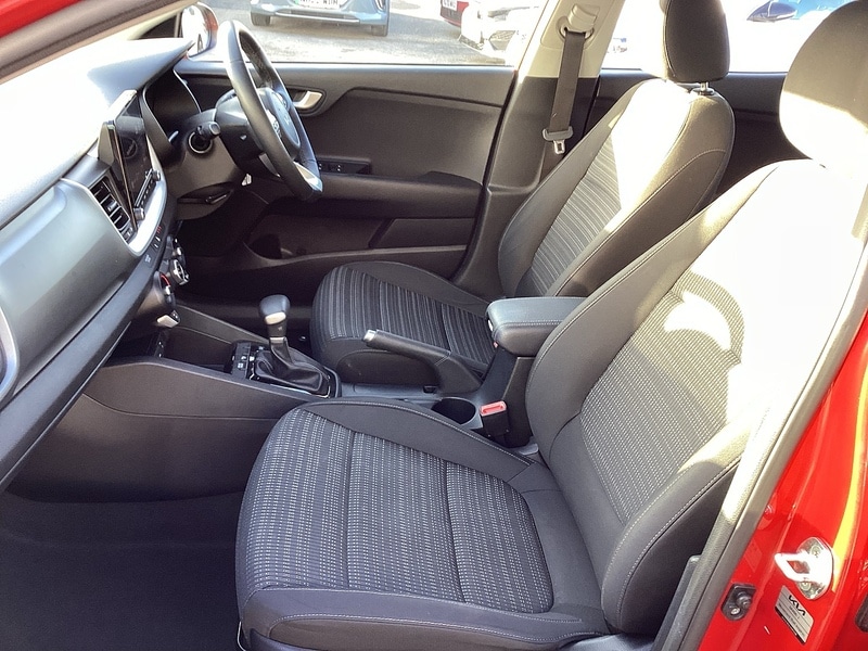 Used Kia Stonic 2022 for sale - 77902481: Photo 27