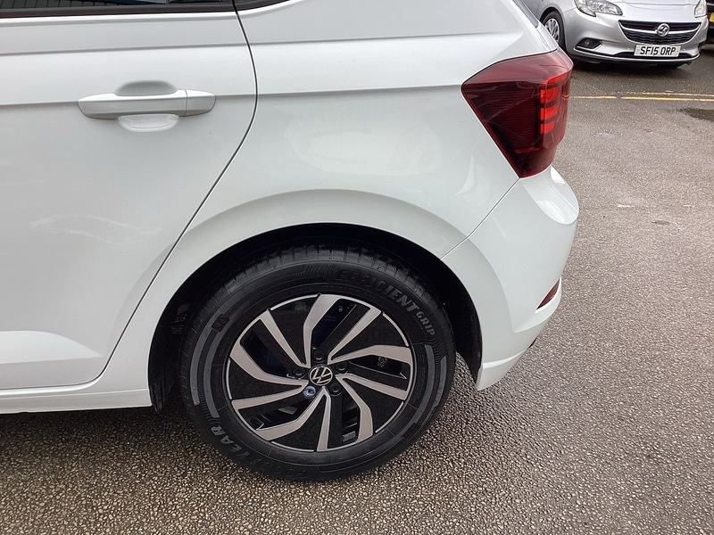 Used Volkswagen Polo 2024 for sale - 77902449: Photo 29