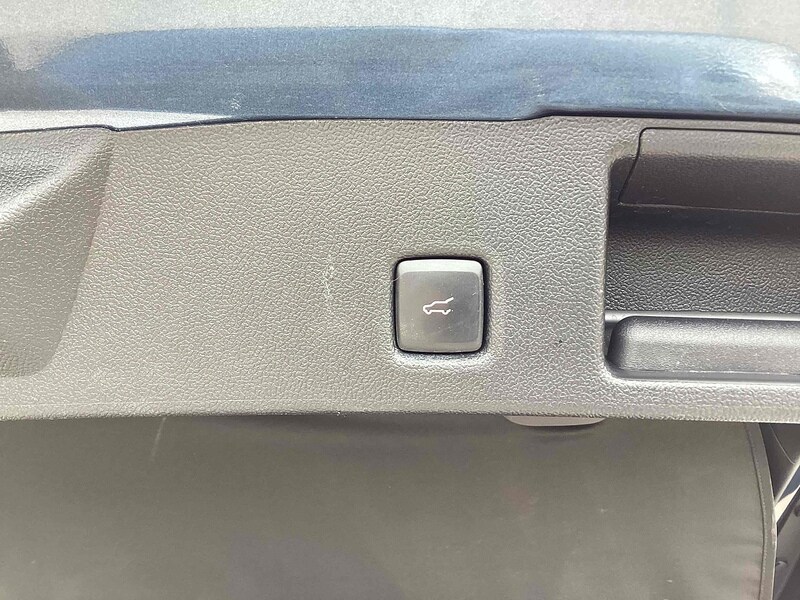 Used Ford Kuga 2022 for sale - 77902418: Photo 33