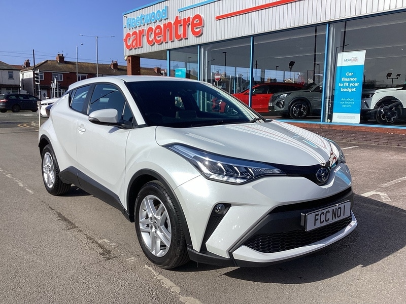 Used Toyota C-HR 2023 for sale - 78016617: Photo 1