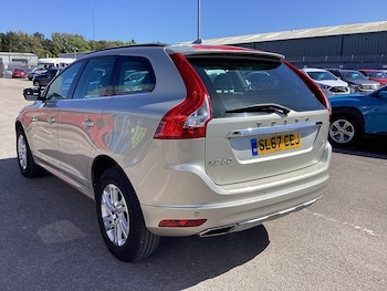 Used Volvo XC60 2017 for sale - 79280747: Photo