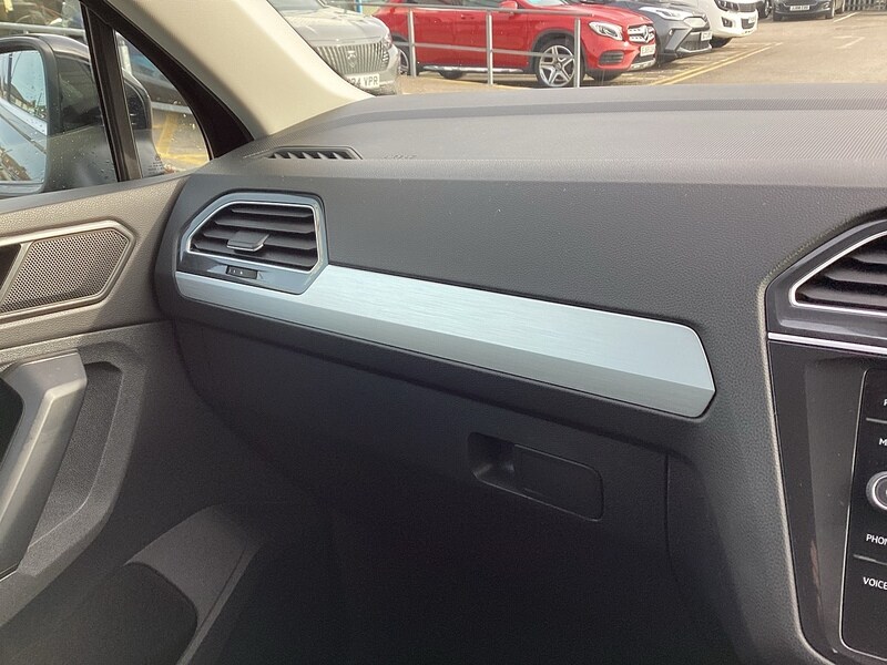 Used Volkswagen Tiguan 2018 for sale - 77902430: Photo 16