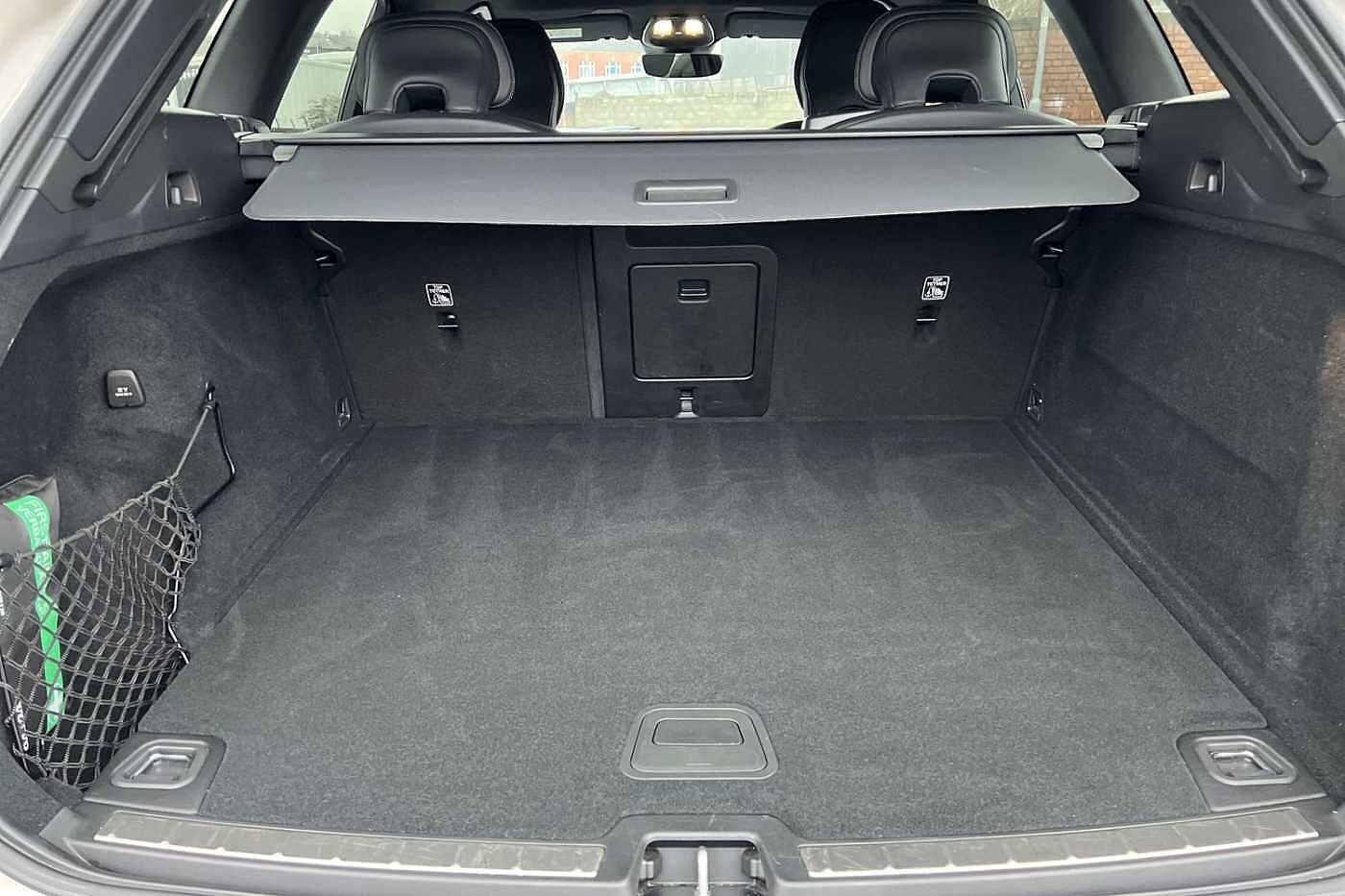 Used Volvo XC60 2022 for sale - 77047549: Photo 8