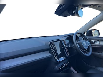 Used Volvo XC40 2023 for sale - 77745866: Photo