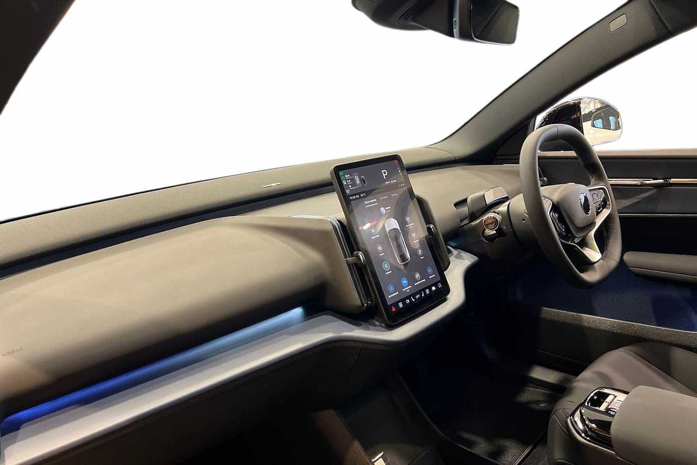 Used Volvo EX30 2025 for sale - 77366936: Photo 2