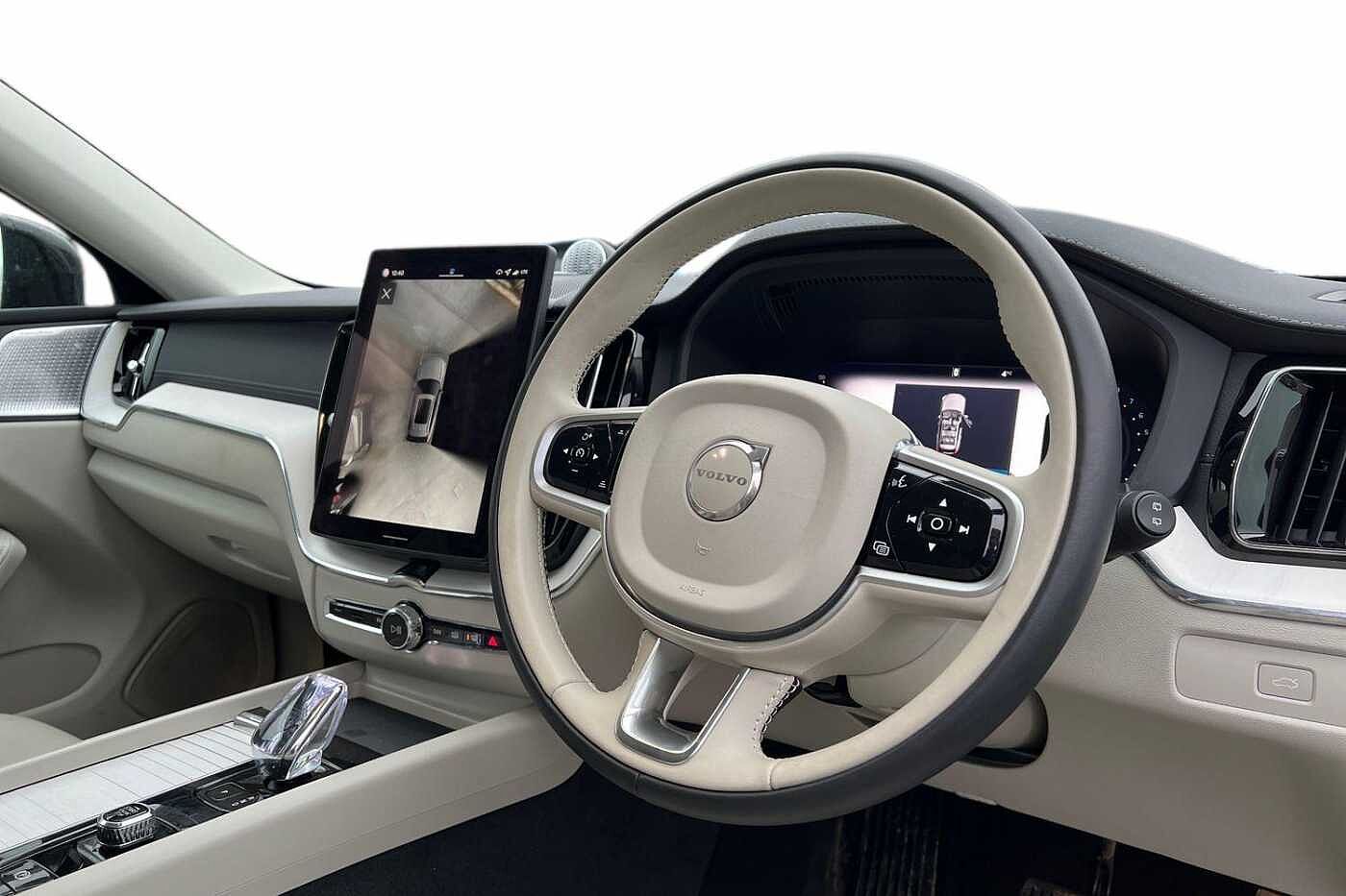 Used Volvo XC60 2025 for sale - 77300454: Photo 10