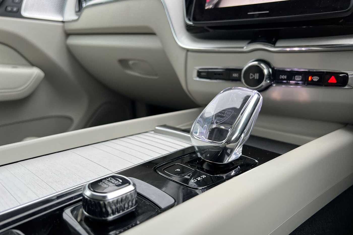 Used Volvo XC60 2025 for sale - 77300454: Photo 13