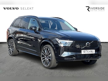 2025 - Ultra, B5 AWD Mild hybrid, Petrol, Dark, 7 Seats 5-Door