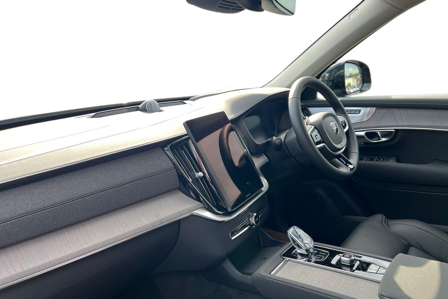 Used Volvo XC90 2025 for sale - 76393754: Photo 2